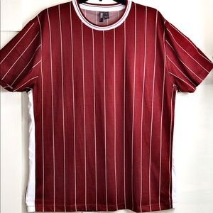 ASOS. Relaxed T-shirt with stripped mesh. Medium